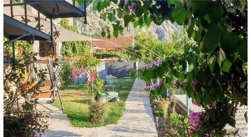 آپارتمان 1 خوابه با تراس, Apartment Mint&rose