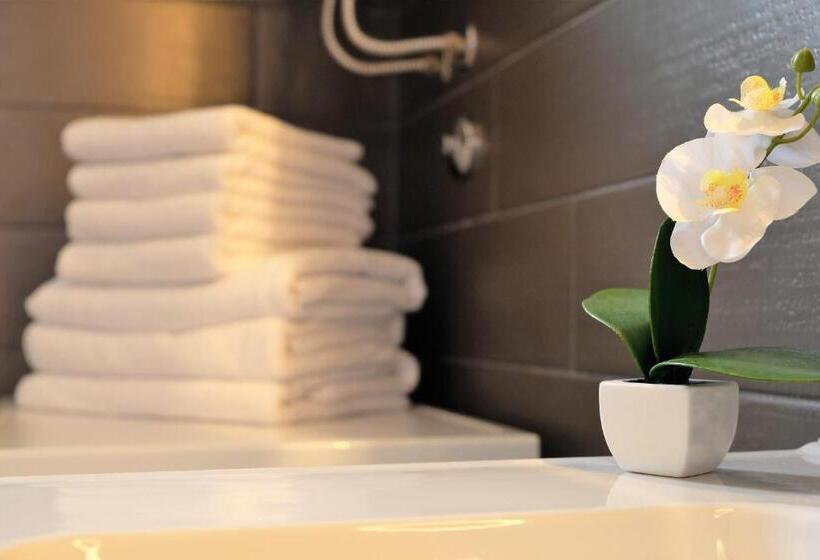 آپارتمان 1 خوابه با چشمانداز دریا, Apartment Mint&rose