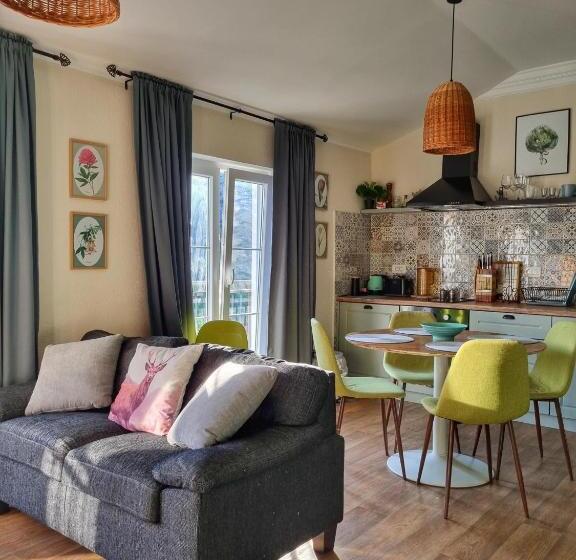 آپارتمان 1 خوابه با تراس, Apartment Mint&rose