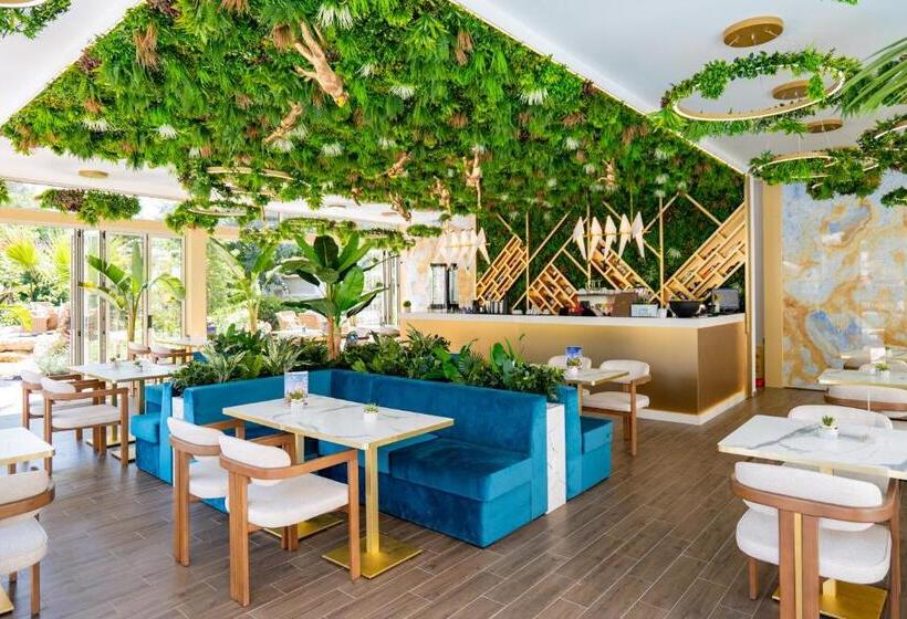 Апартаменты Deluxe 2 Спальни, Harmony Suites Grand Resort