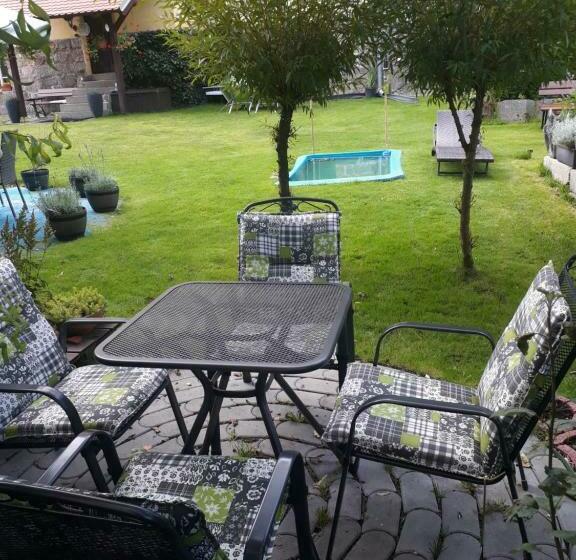 Апартаменты 1 Спальня, Penzion Romance