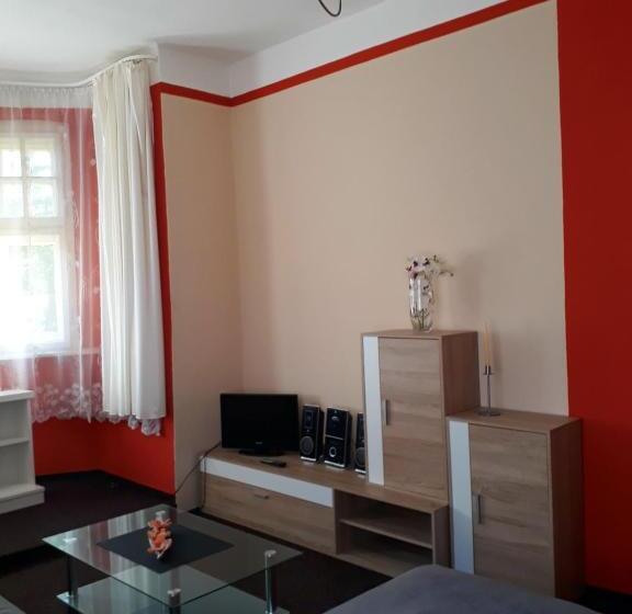 Апартаменты 1 Спальня, Penzion Romance