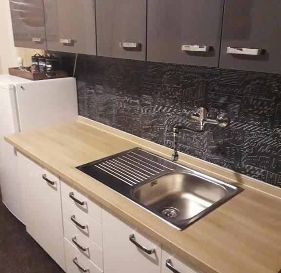 Апартаменты 1 Спальня, Penzion Romance