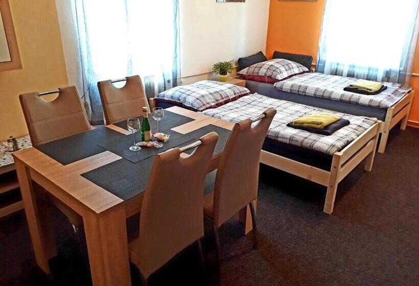 Апартаменты 1 Спальня, Penzion Romance