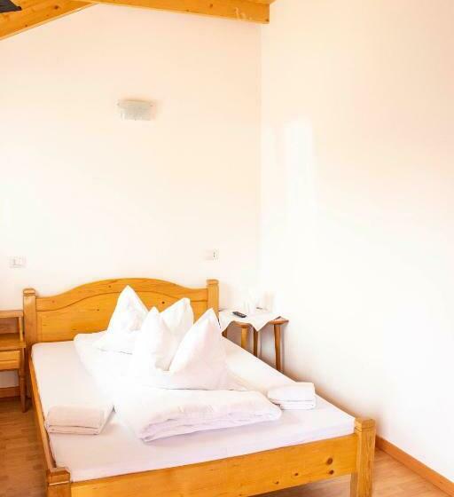 جناح غرفتين نوم, Pensiunea Mariana