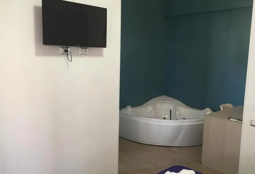 バスタブ付きスタンダードルーム, Il Viaggiatore Via Rimini Serapo