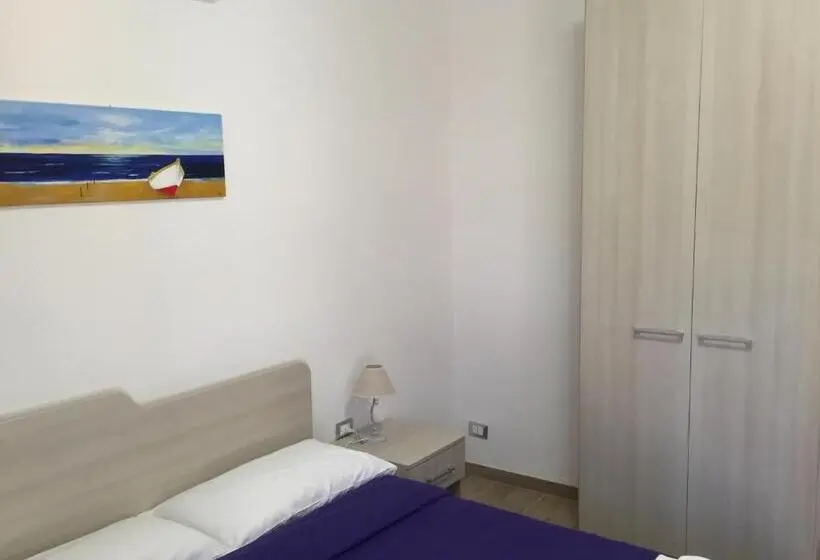 スタンダードルーム, Il Viaggiatore Via Rimini Serapo