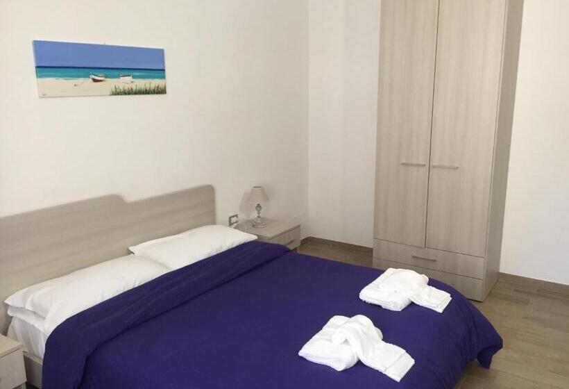 コンフォートトリプルルーム, Il Viaggiatore Via Rimini Serapo