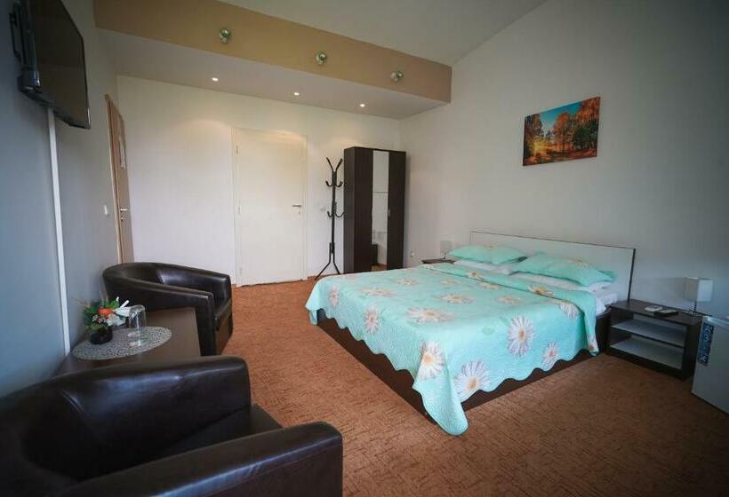 חדר סטנדרט עם מיטת קינג, Pensiunea Dolce