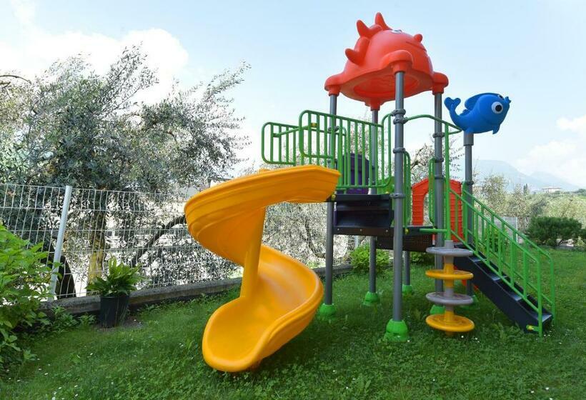 带1个卧室的公寓, Primavera Apartmentsuites