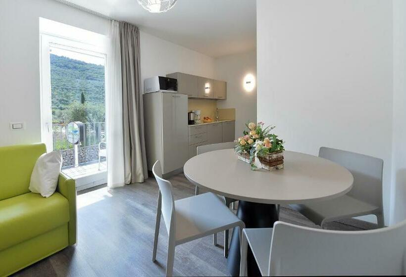 带2个卧室的公寓, Primavera Apartmentsuites