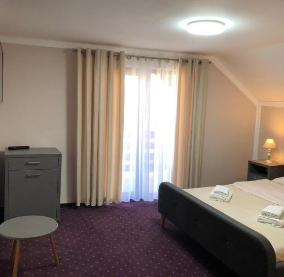 اتاق استاندارد با بالکن, Casa Codrin