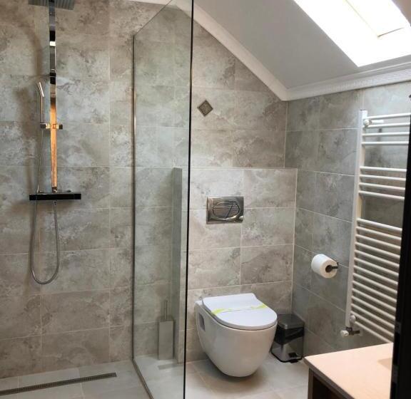 اتاق استاندارد با بالکن, Casa Codrin