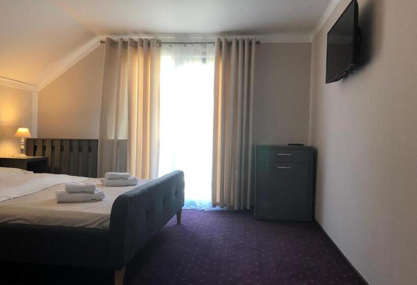 اتاق استاندارد با بالکن, Casa Codrin