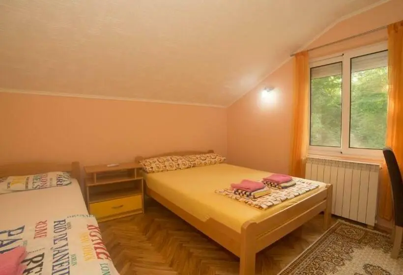 اتاق استاندارد, Cicvaric Rooms