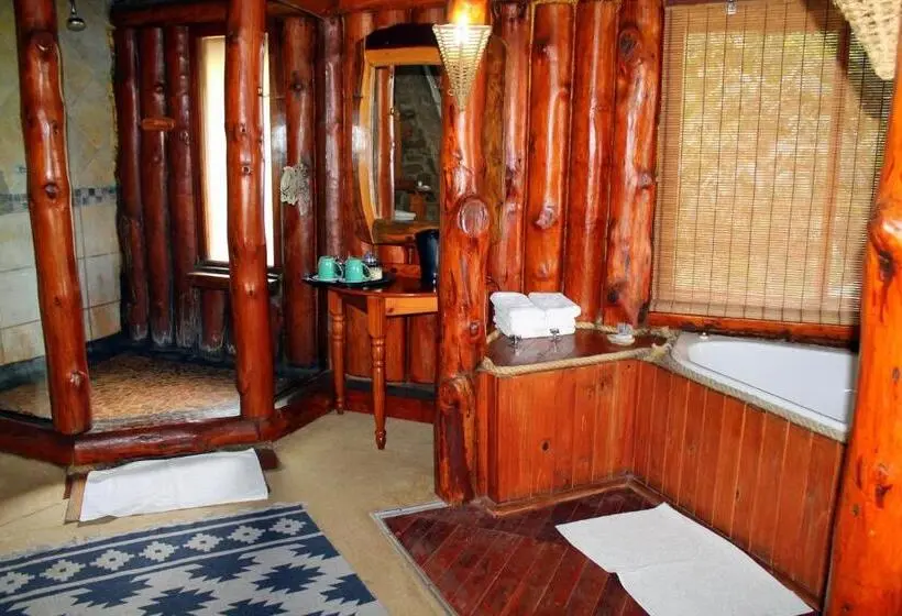 اتاق لوکس با بالکن, Hartbeespoortdam Lodge