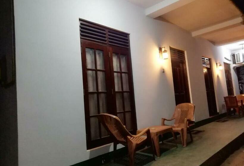 스탠다드 룸, Jungle Guest ,mirissa