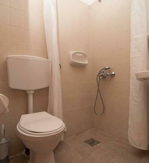 バルコニー付きスタンダードルーム, Niki Rooms