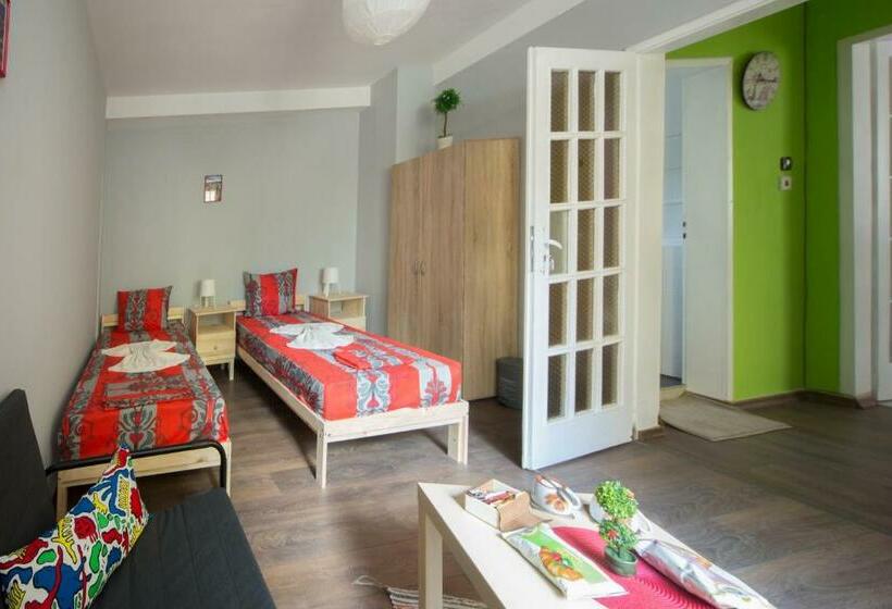 Quarto standard, Peter Pan House