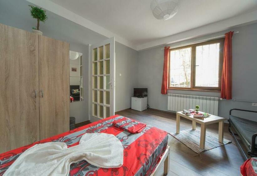 Quarto standard, Peter Pan House