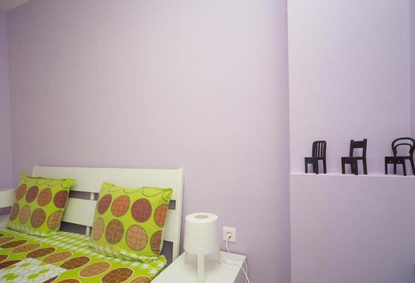 Estúdio Superior, Peter Pan House