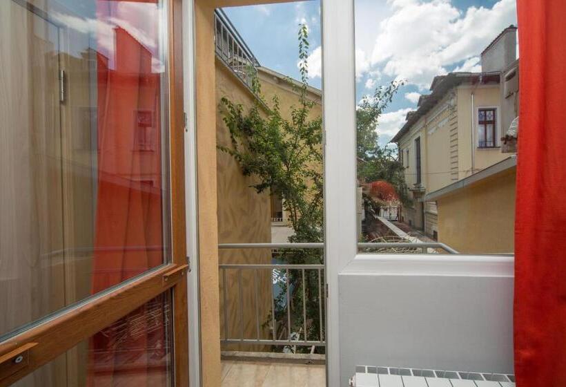 Quarto standard, Peter Pan House