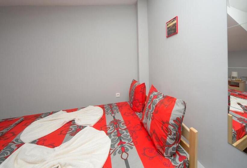 Quarto Standard Casa de Banho Partilhada, Peter Pan House