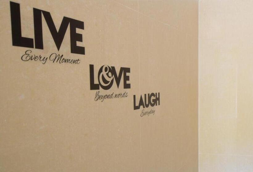 Estúdio Standard, Peter Pan House