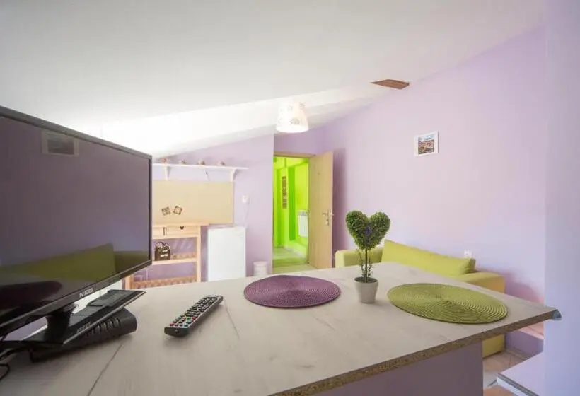 Standard Studio, Peter Pan House