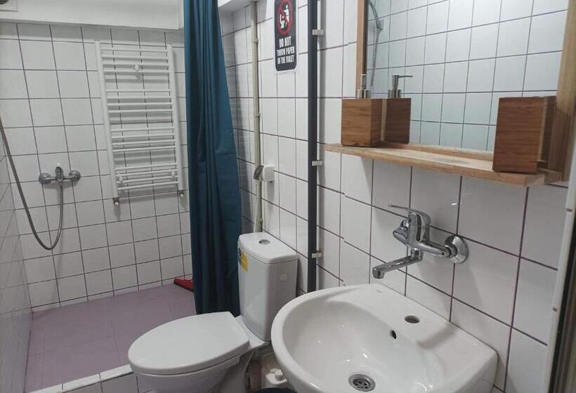 Quarto Quádruplo Standard, Peter Pan House