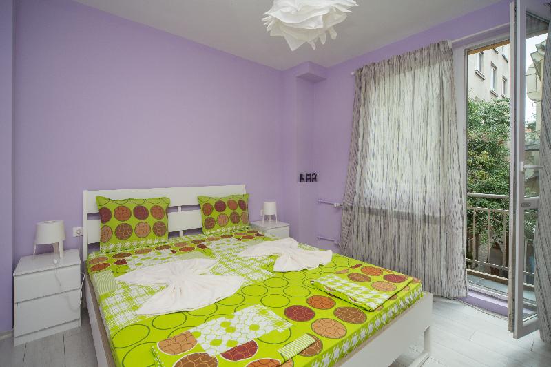 Estúdio Superior, Peter Pan House