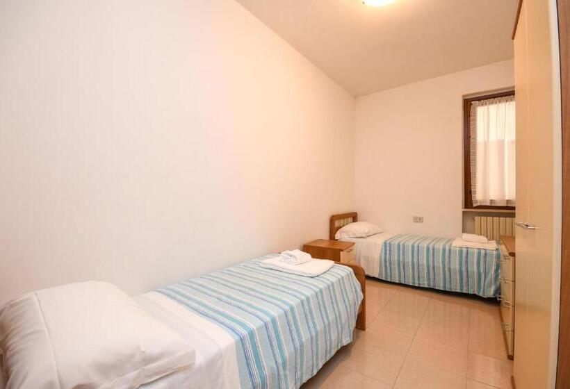 شقة بغرفة نوم واحدة, Residence Calap