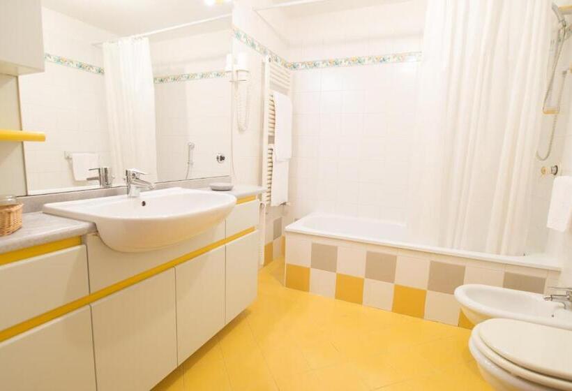 标准工作室, America Apartments