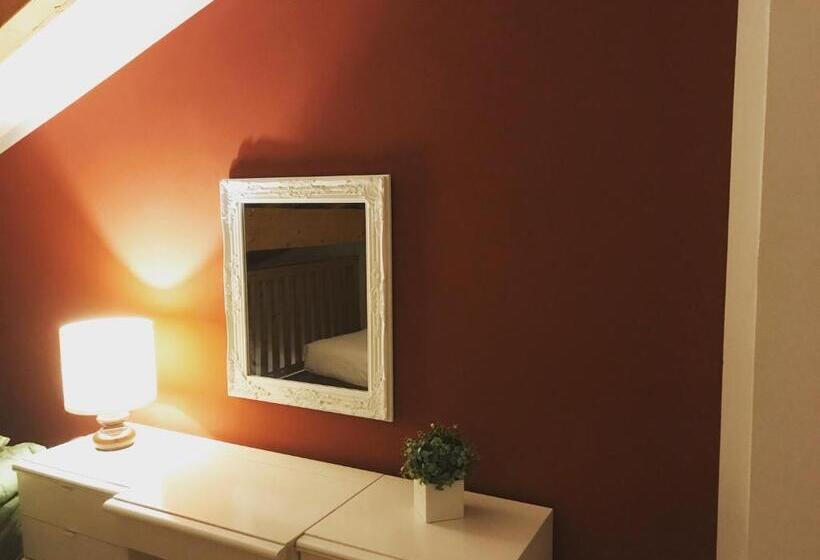 标准工作室, America Apartments