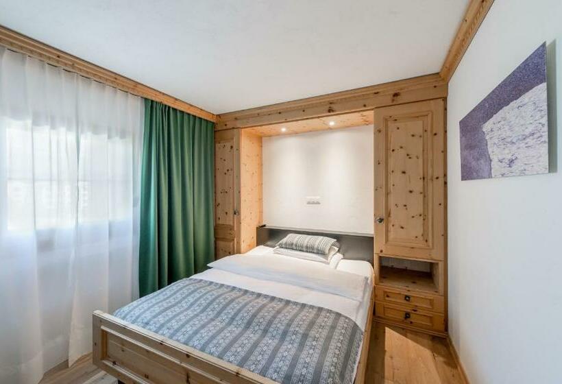 דירת שני חדרים, Appartments Cervus