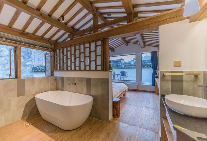 Standard Room with Balcony, Huangshan Xidi Shang De Tang