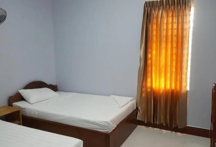 اتاق استاندارد سه نفره, Kampongbay Makeng Ii Guesthouse
