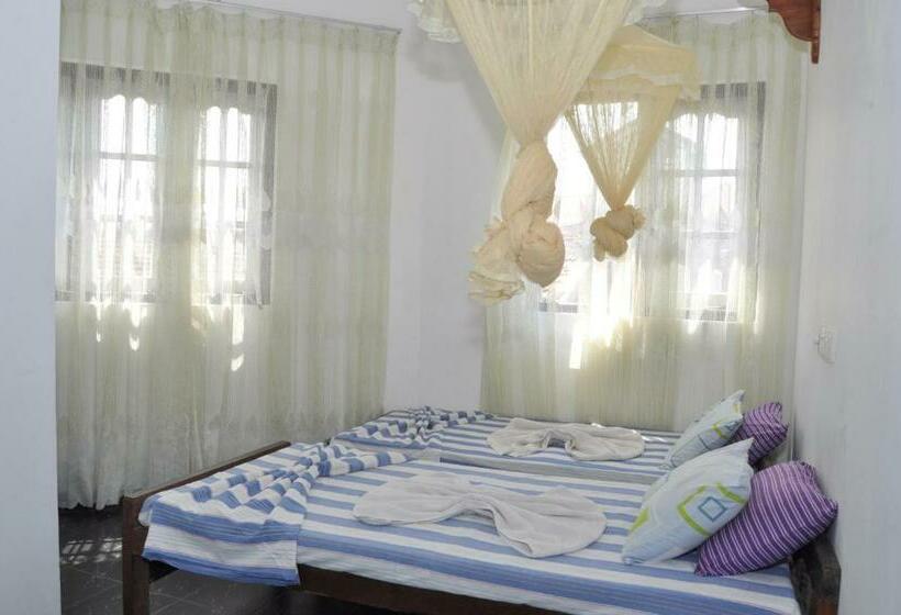 이코노미 룸, Marshal Beach Guesthouse