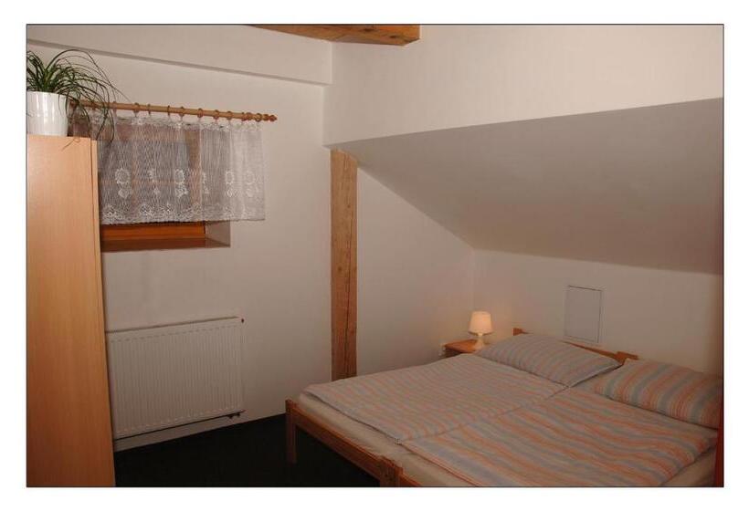 3 Bedroom Suite, Penzion Daniela