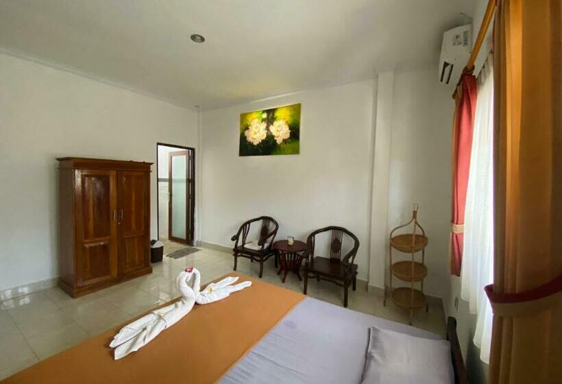 Deluxe Szoba, Pondok Mimba