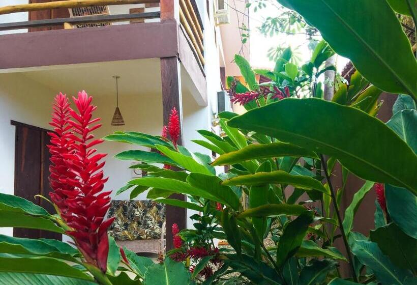 バルコニー付きスタンダードトリプルルーム, Pousada Das Estrelas