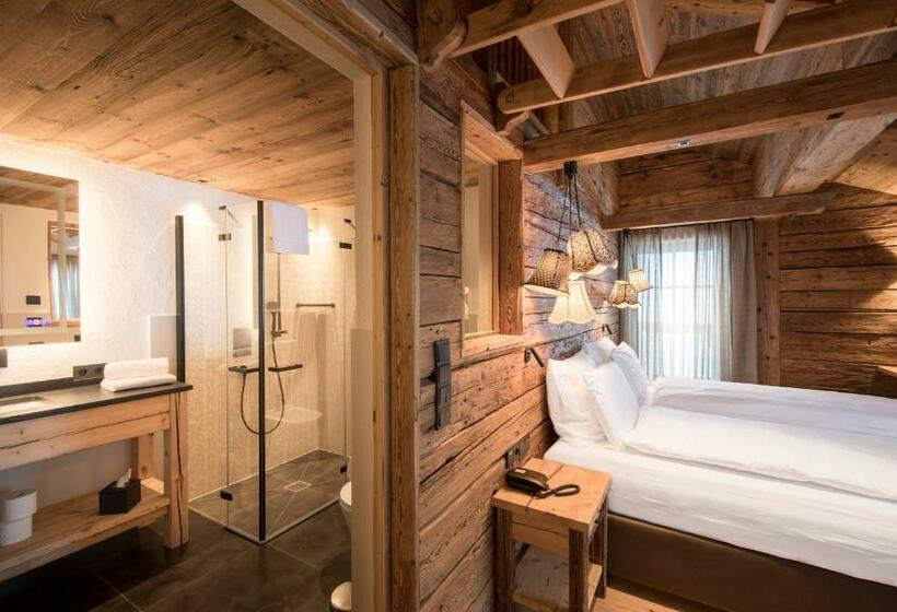 חדר דלוקס, Rifugio Salei