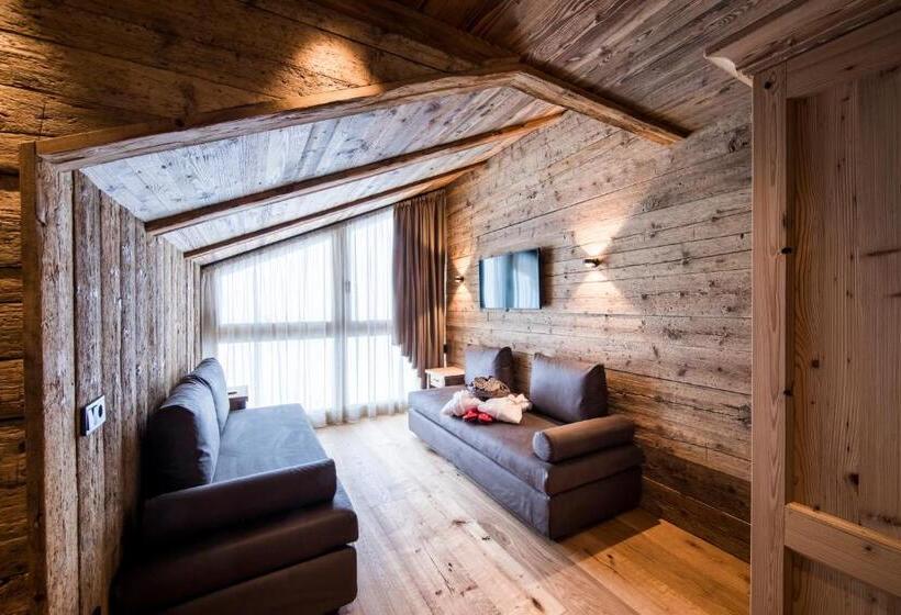 סוויטת ג'וניור נוף הרים, Rifugio Salei