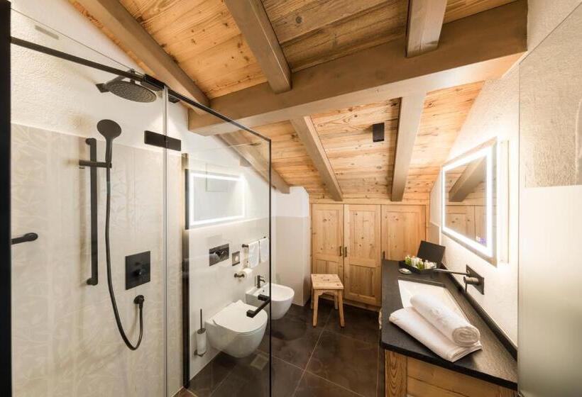 חדר סופריור, Rifugio Salei