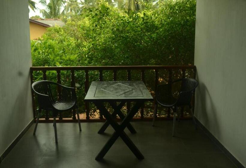 Апартаменты 1 Спальня с Террасой, The Citadel Guest House