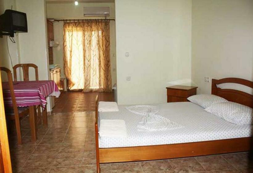 패밀리 스튜디오, Villa Mondi