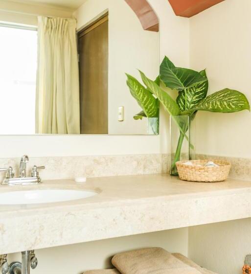 سوییت, Suites Parador Santo Domingo De G