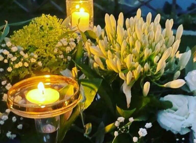 منزل غرفة نوم واحدة, Eleanor' S Garden