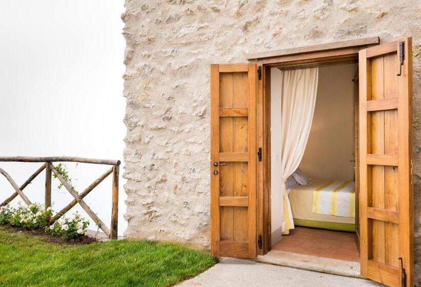 غرفة دوبلكس, Eleanor' S Garden