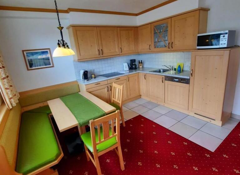 آپارتمان 3 خوابه, Landhaus Gastein